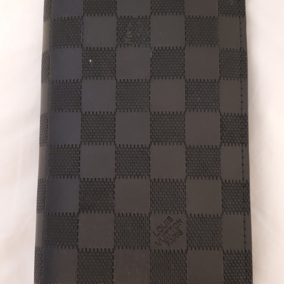 Louis Vuitton Brazza Wallet - Picture 1 of 5